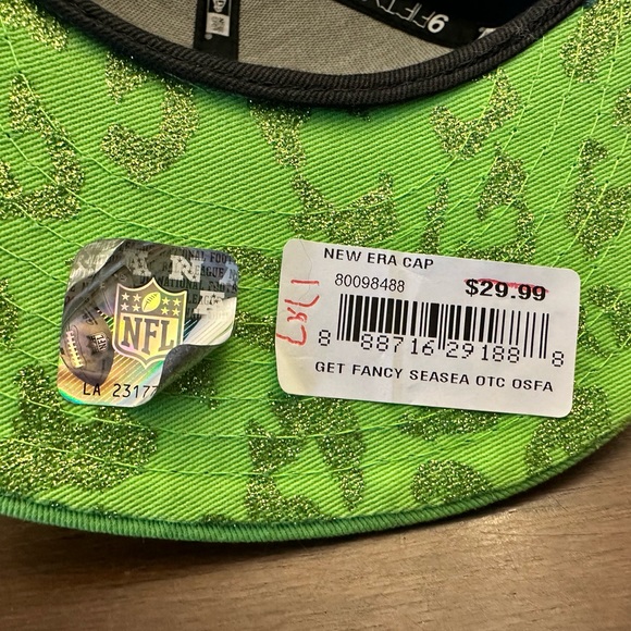 NFL ~ Seattle Seahawks ~ SnapBack cap - Picture 8 of 9